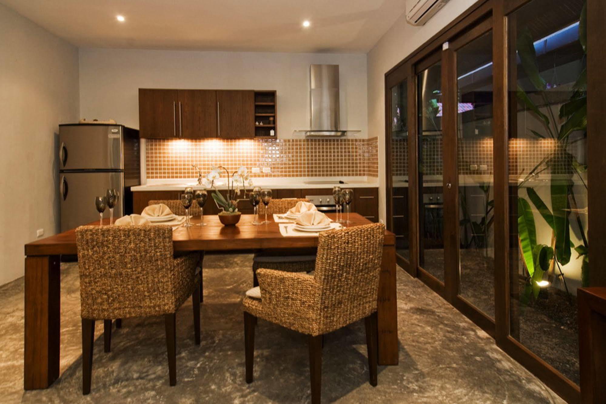 Villa Kama Rawai Екстериор снимка