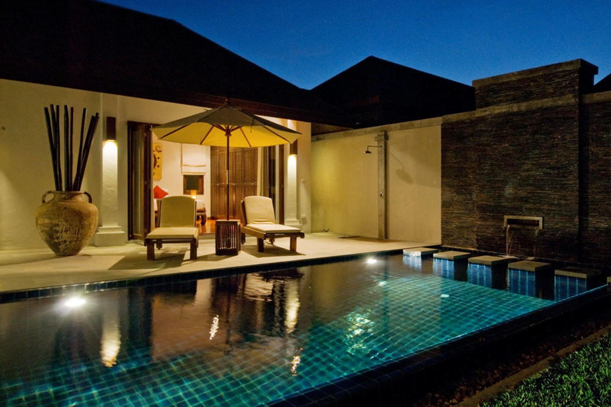 Villa Kama Rawai Екстериор снимка